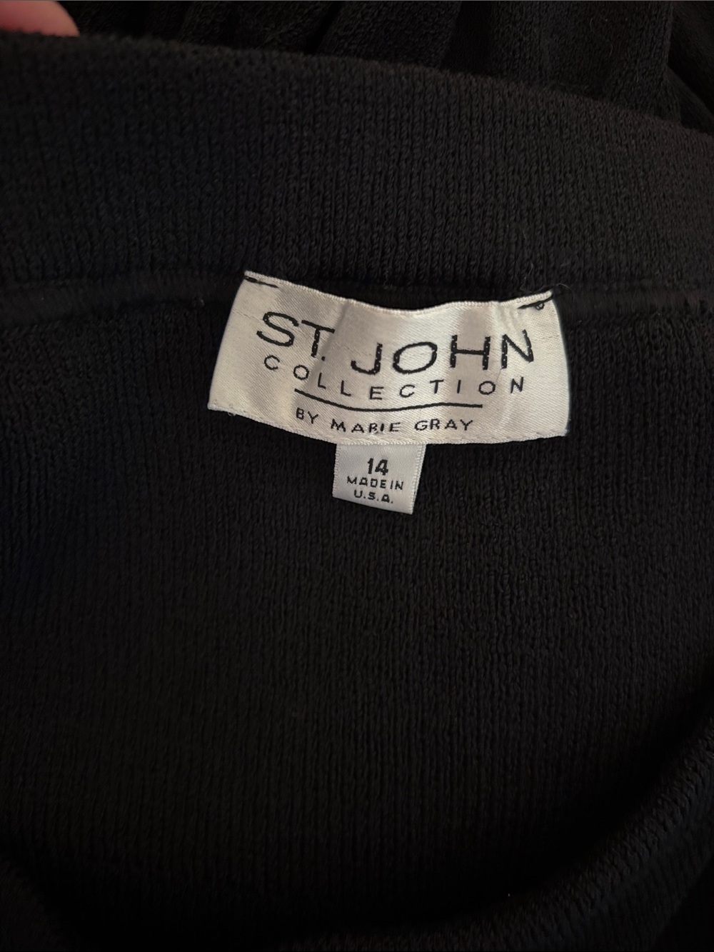 St. John Collection by Marie Gray Black Knit Skirt Ruffle Hem   Size 14 - Picture 4 of 5
